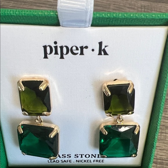 Piper K | Green Square Drop Earrings - Picture 4 of 7